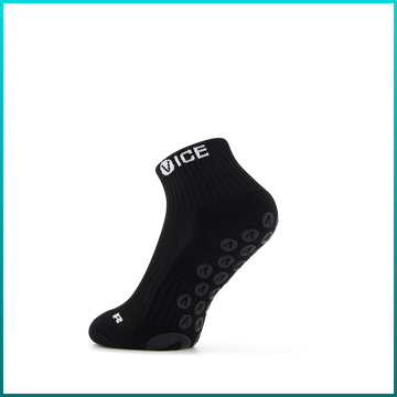 Grip Socks - Black Quarter Crew