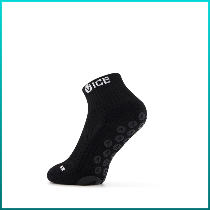 Grip Socks - Black Quarter Crew